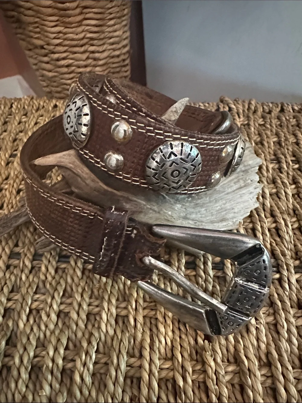 Vintage La Doppia Vita brown leather silver medallion 37/95 western belt